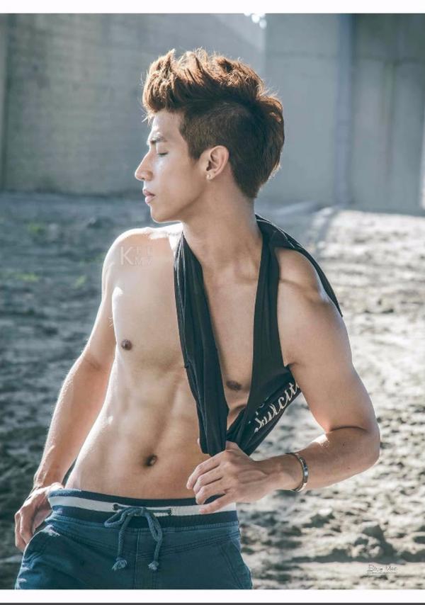 Whoseman-7-平面男模-蔡洋洋---藝術全見版